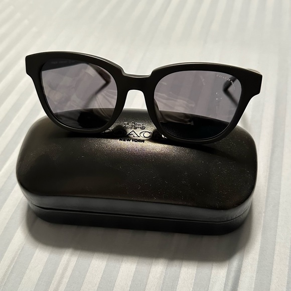 Coach Sunglasses Brand new never used. Came with all accessories. - Picture 1 of 5